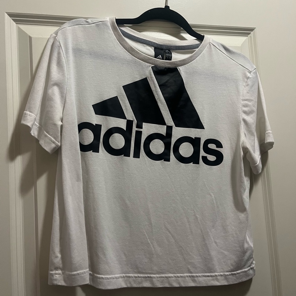 Adidas medium lounge shirt